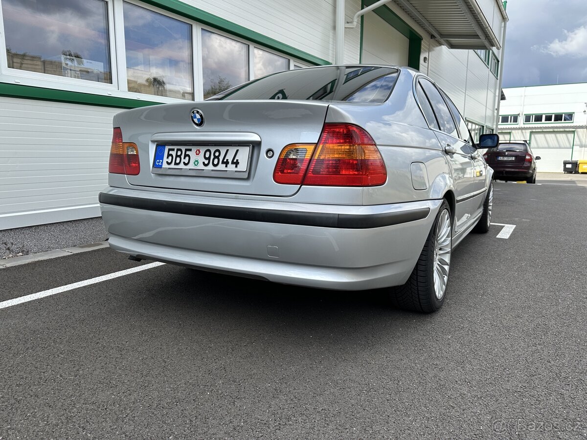 BMW e46 zadní nárazník sedan