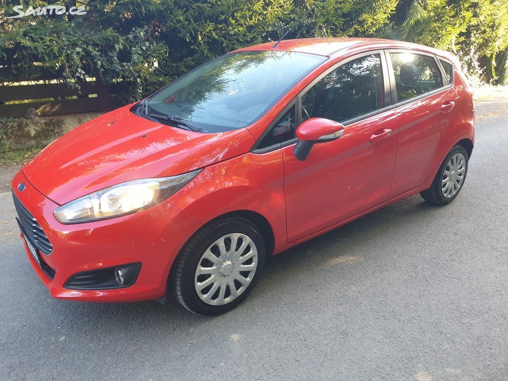 Ford Fiesta2015 NA SPLÁTKY BEZ REGISTRU VŠEM