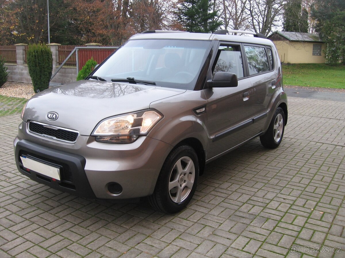 KIA SOUL 1.6i / najeto 76 000 KM 1.MAJITEL ČR