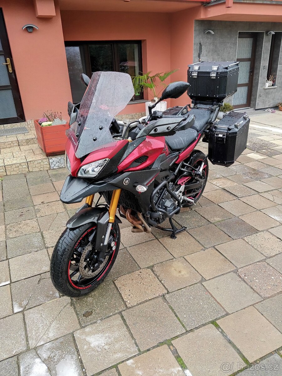 Yamaha tracer 900