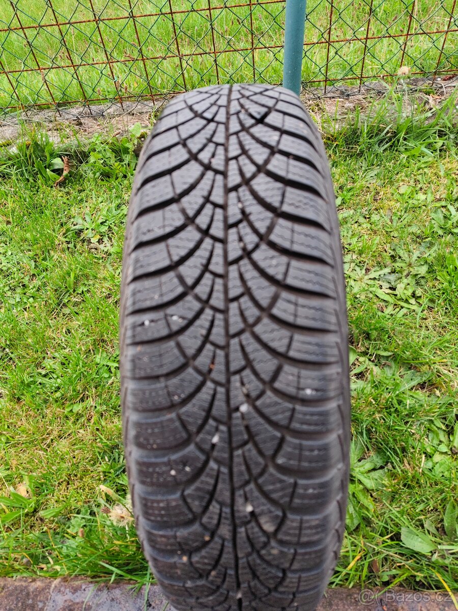 Pneu 165/70R14