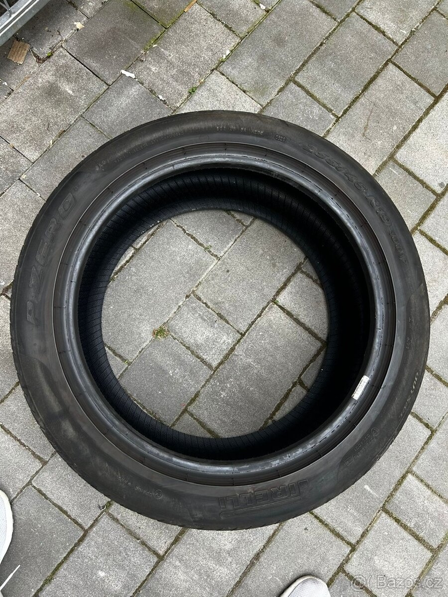 Pirelli P zero pneumatika 255/45 R19 100Y