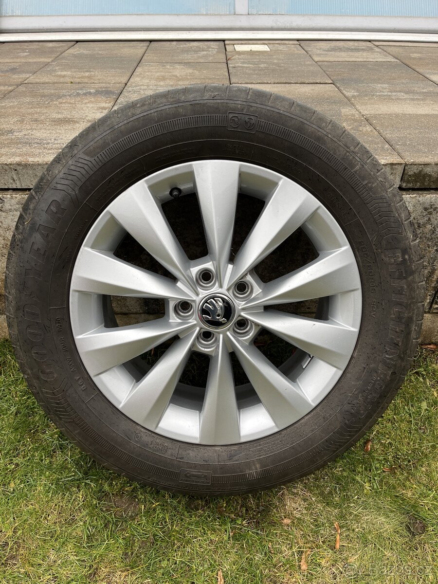 205/60/16 Alu Škoda GoodYear