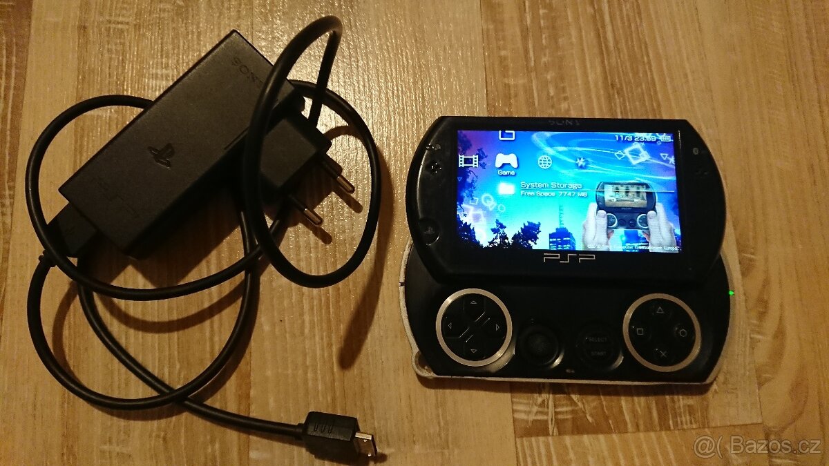 Sony PSP GO