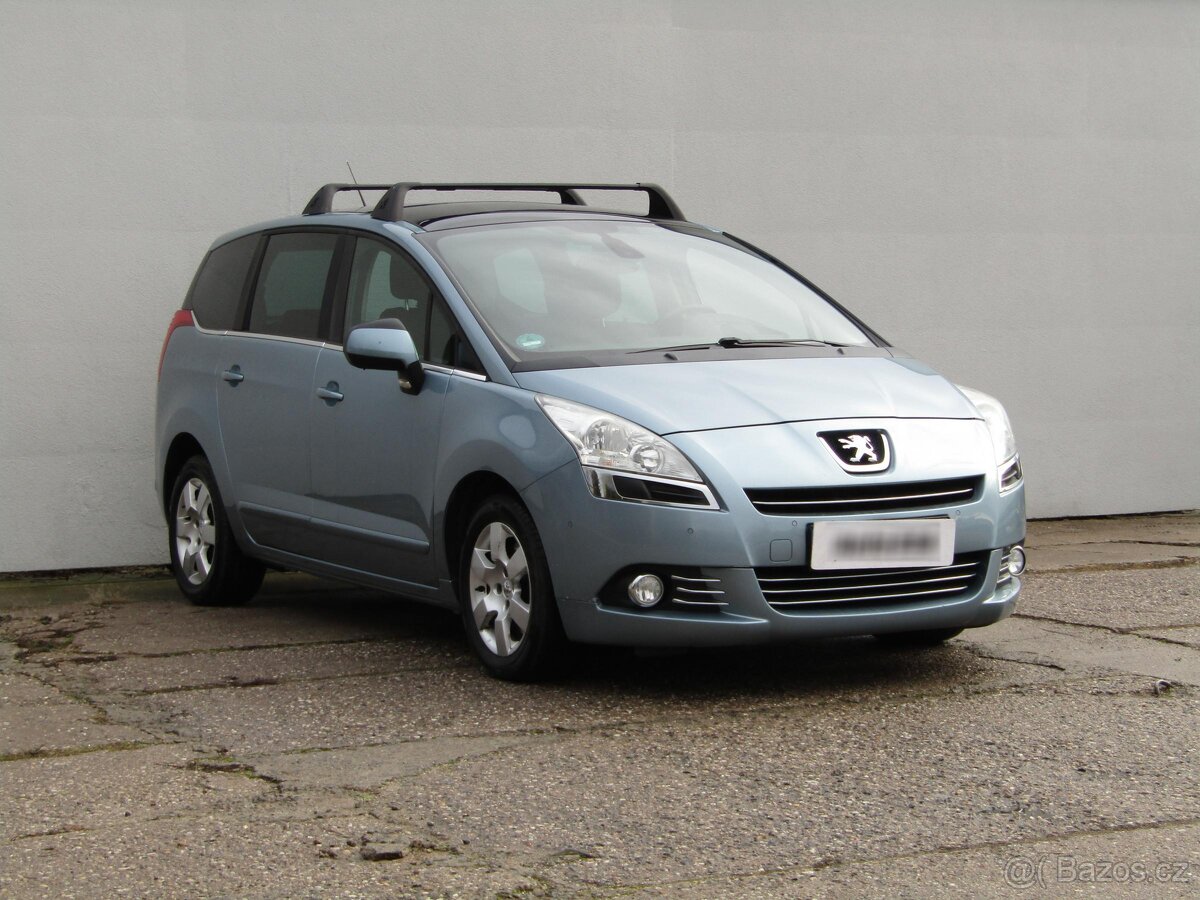 Peugeot 5008 2.0 HDi ,  110 kW nafta, 2011