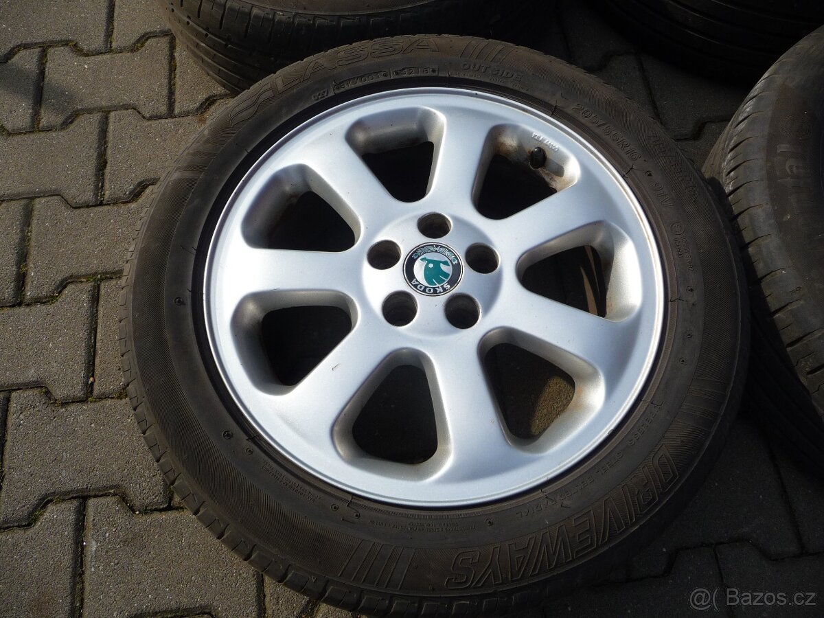 SADA ALU 16 ŠKODA OCTÁVIA I L&K 5x100 ET 42 - 205/55R16