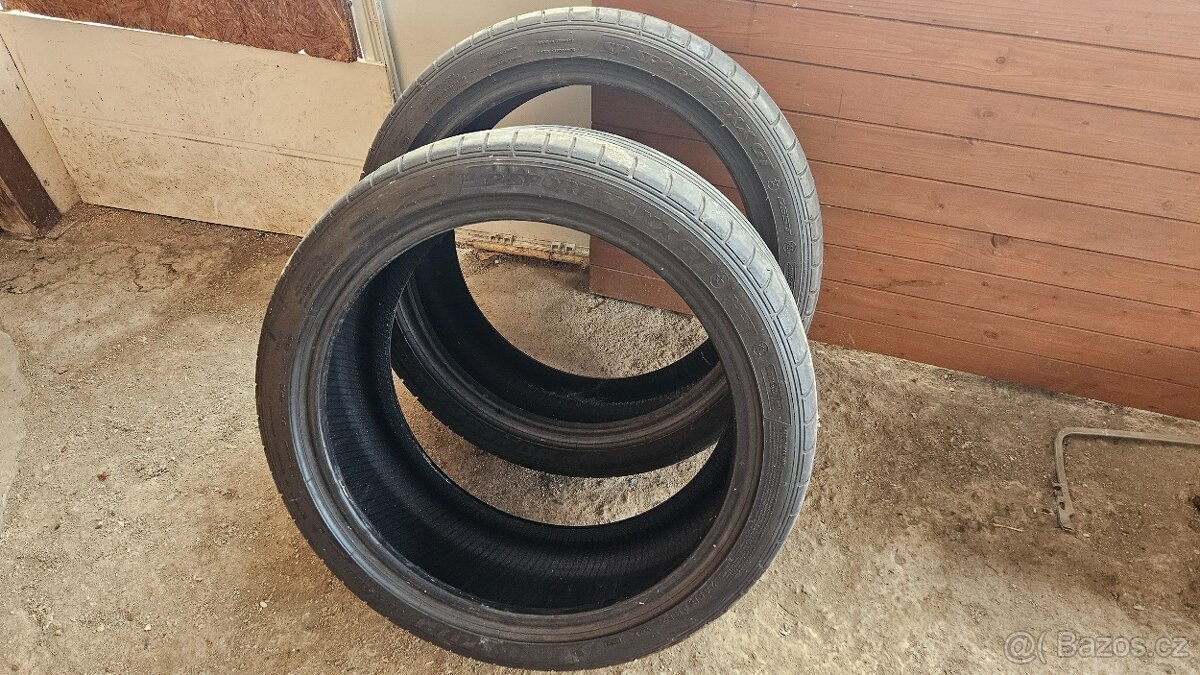 2ks pneu Dunlop 245/40 R19