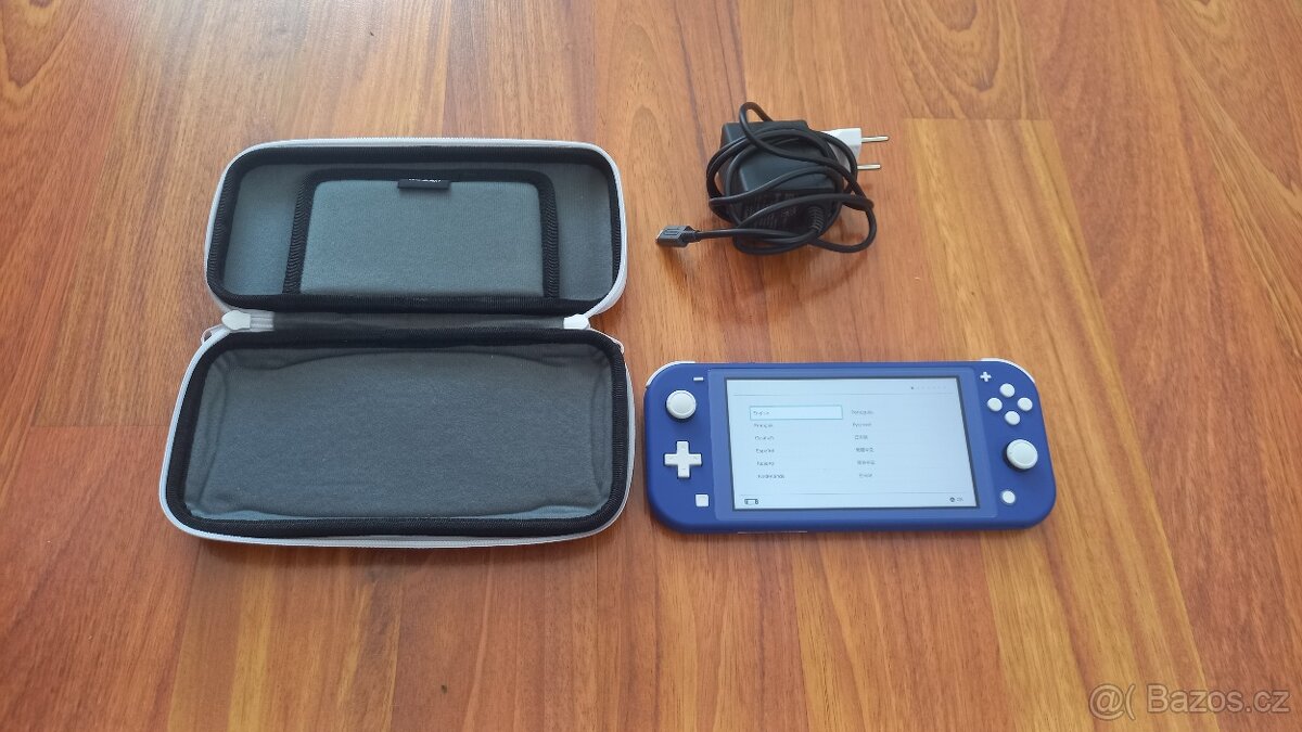 Prodám Nintendo Switch Lite