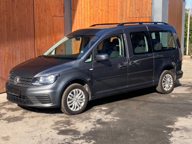 VOLKSWAGEN CADDY MAXI 2,0 TDi 7 míst nové BRZDY