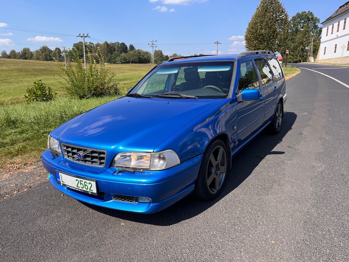 Volvo V70R AWD 4q automat MY99 LaserBlue