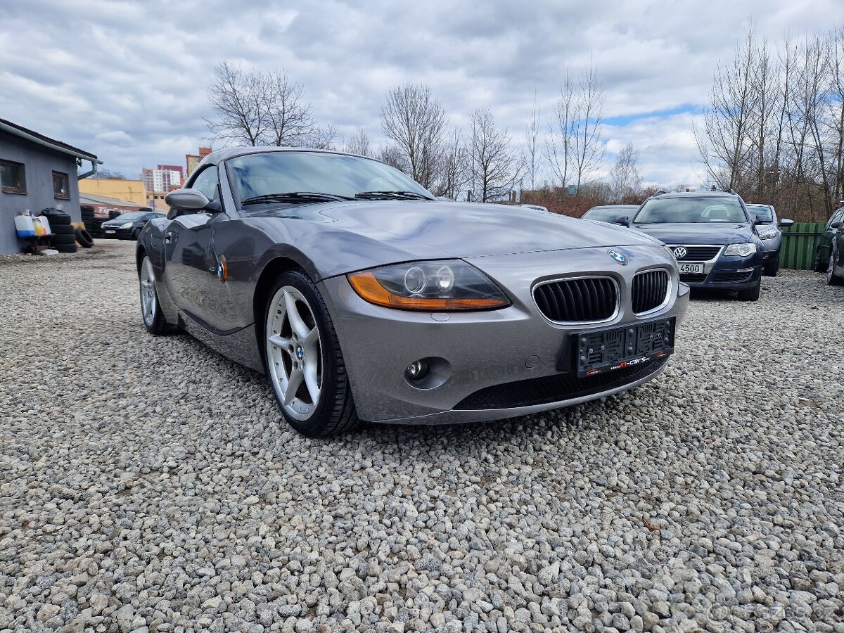 BMW Z4 CABRIO,2.5i,141KW,LPG,AUTOMAT,XENON,KŮŽE,DVĚ STŘECHY