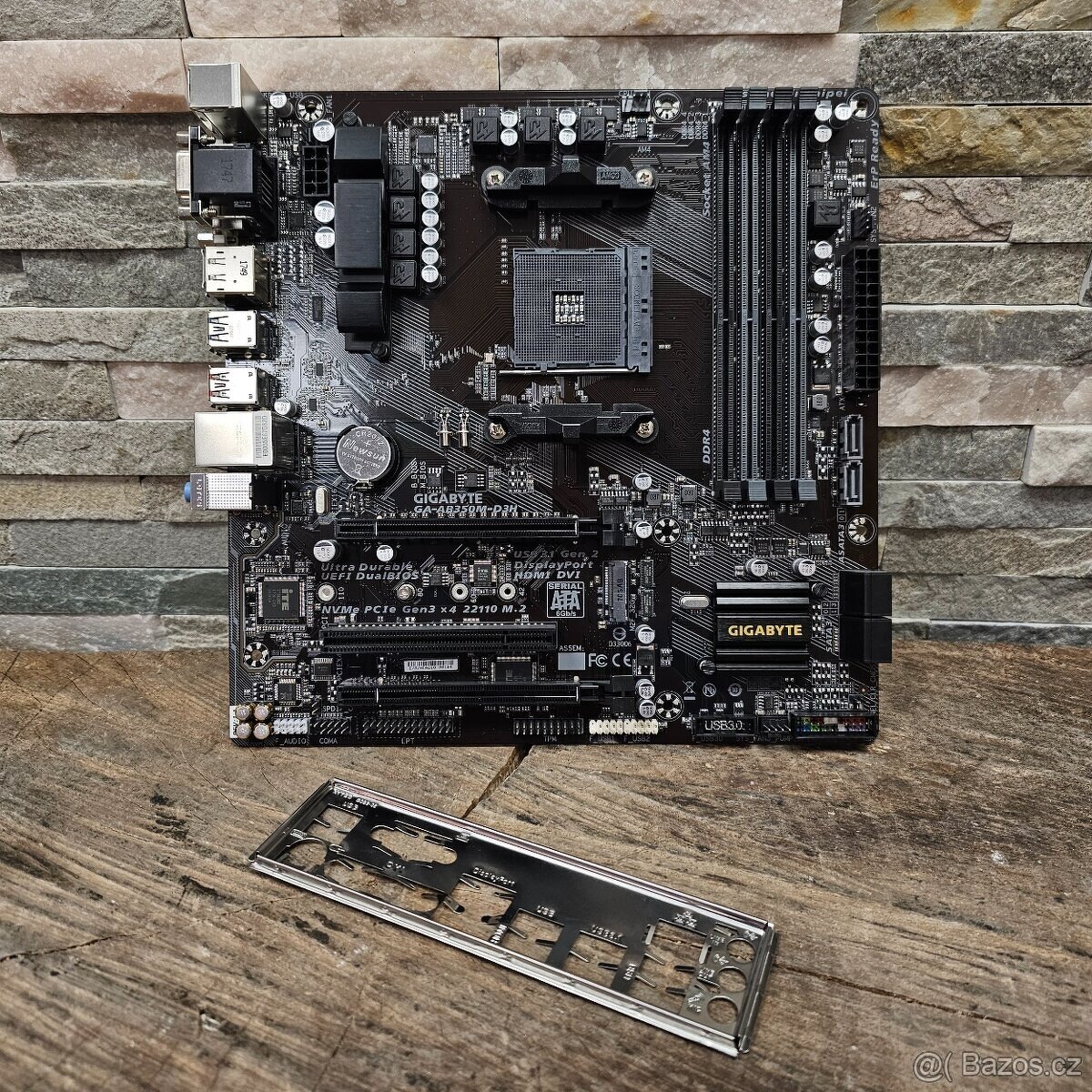 GIGABYTE AB350M-D3H, socket AM4 - ZÁRUKA 12 MĚSÍCŮ