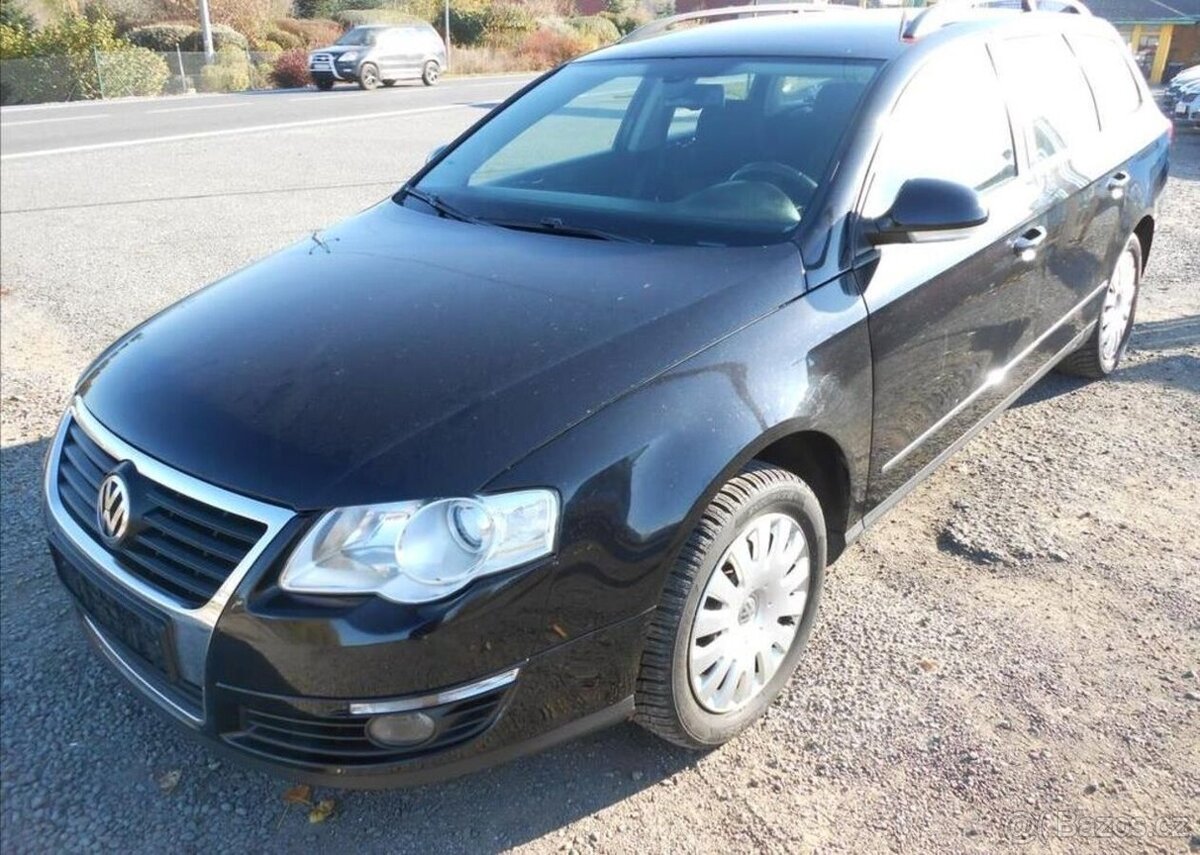 Volkswagen Passat Variant 1,6 16V b6 Serviska benzín manuál