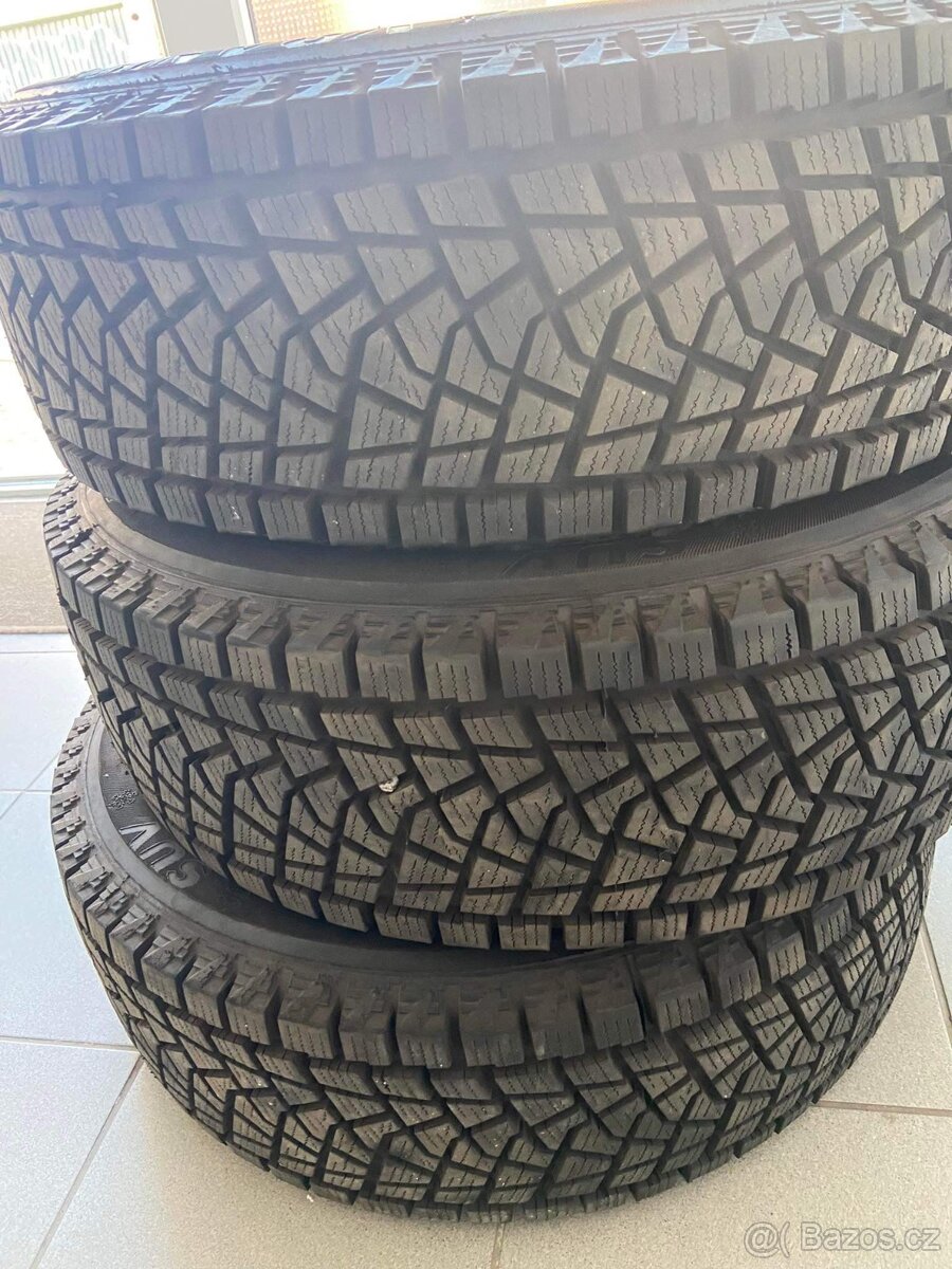 VRANIK 225/60 R 17 ICE SPECIAL 99H