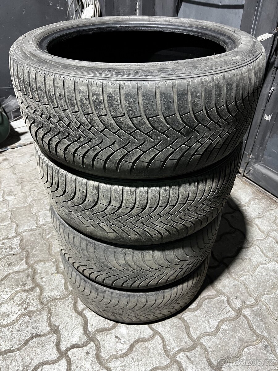 Pneumatiky 235/45 R18 zimní (cena za komplet)