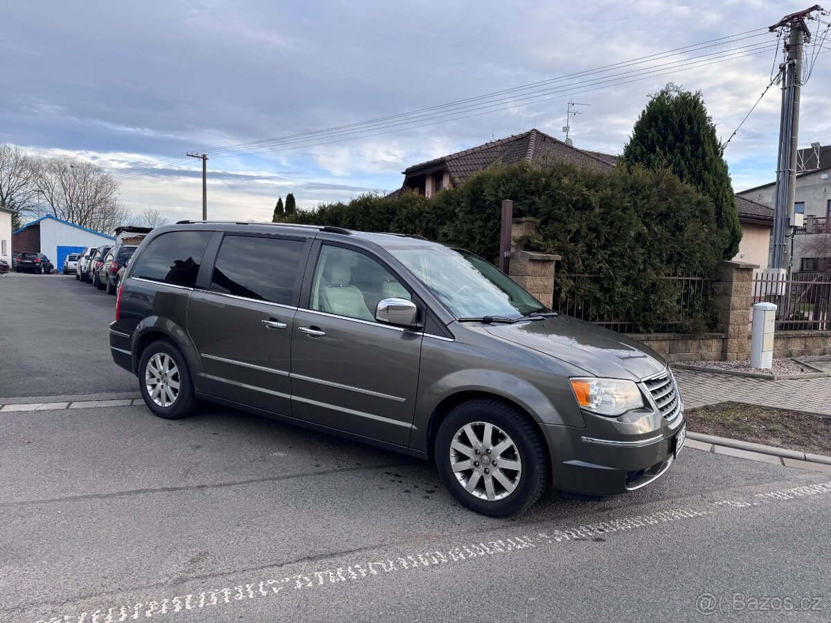 Chrysler Grand Voyager 2,8 CRDi Limited DVD 2010