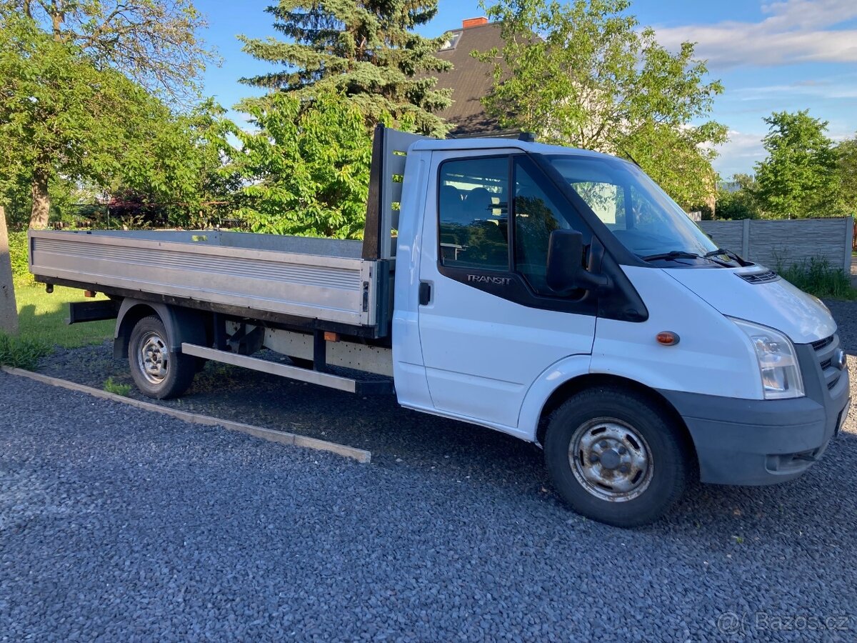 PRONÁJEM DODÁVKY FORD TRANSIT VALNÍK