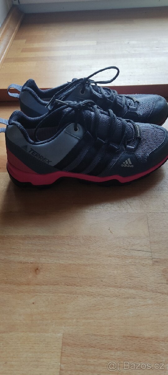 Dětské botasky Adidas vel 35