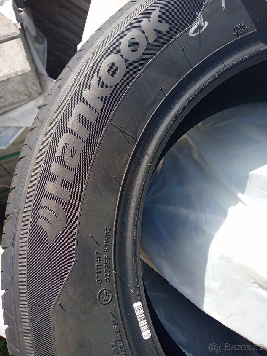 Pneu Hankook