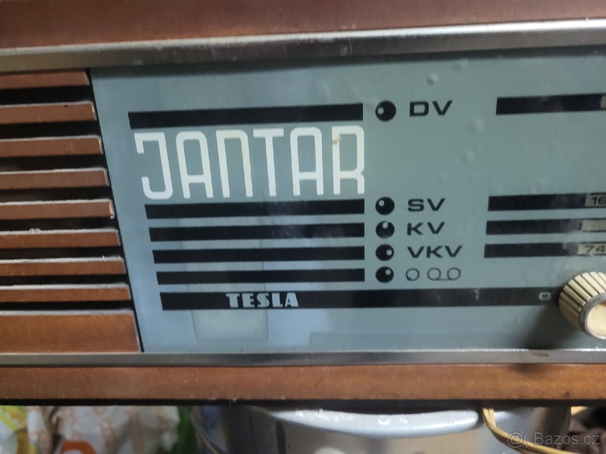 Prodám staré rádio Tesla Jantar