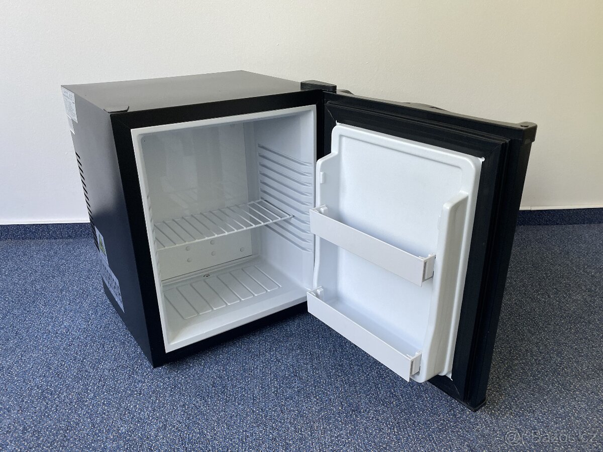 Termochladnička Guzzanti GZ-28, minibar 28l