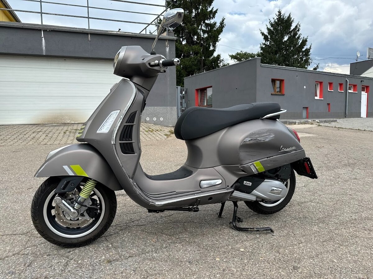 2023 PIAGGIO VESPA GTE 125 SUPERTECH naj. 1400 km