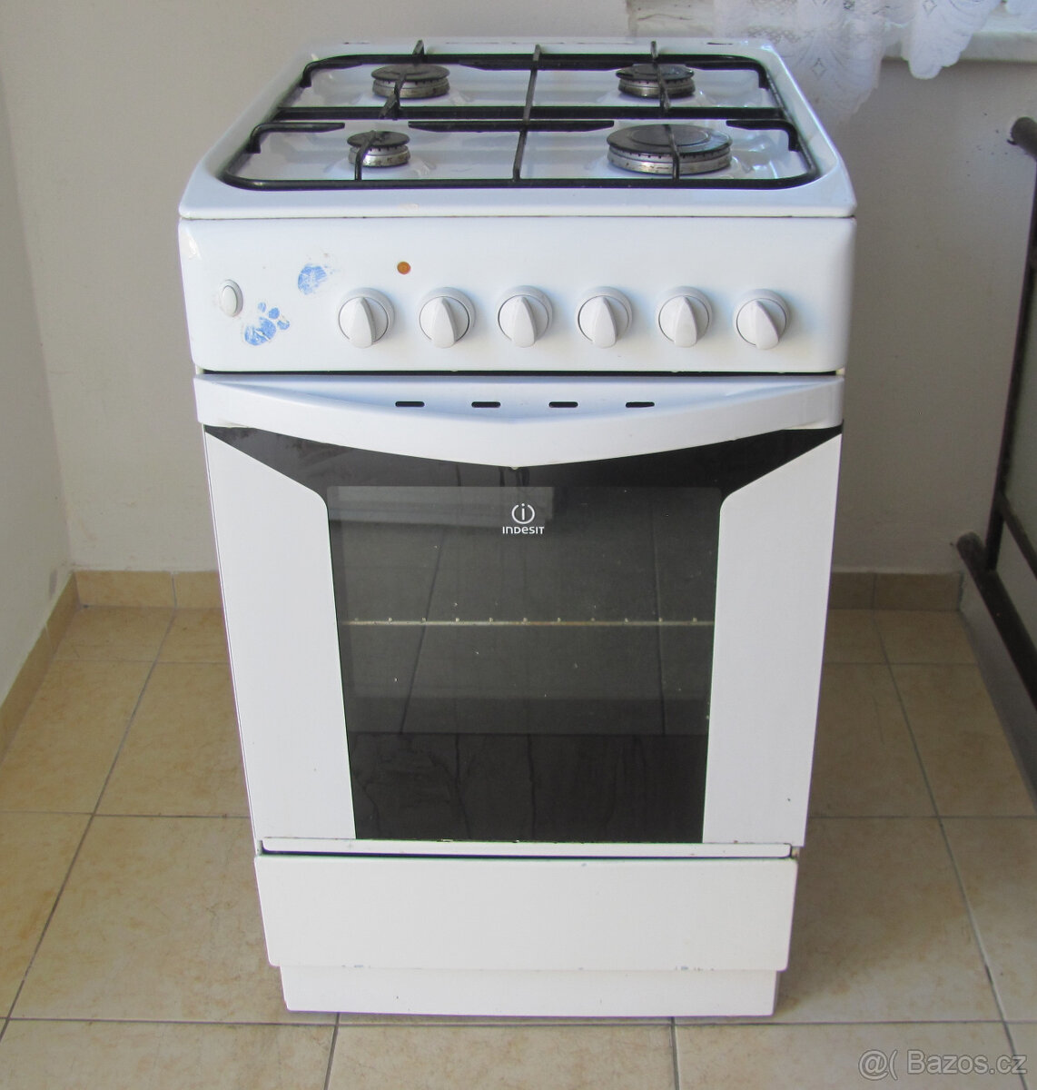 KOMBINOVANÝ PLYNOVÝ SPORÁK INDESIT - 50cm