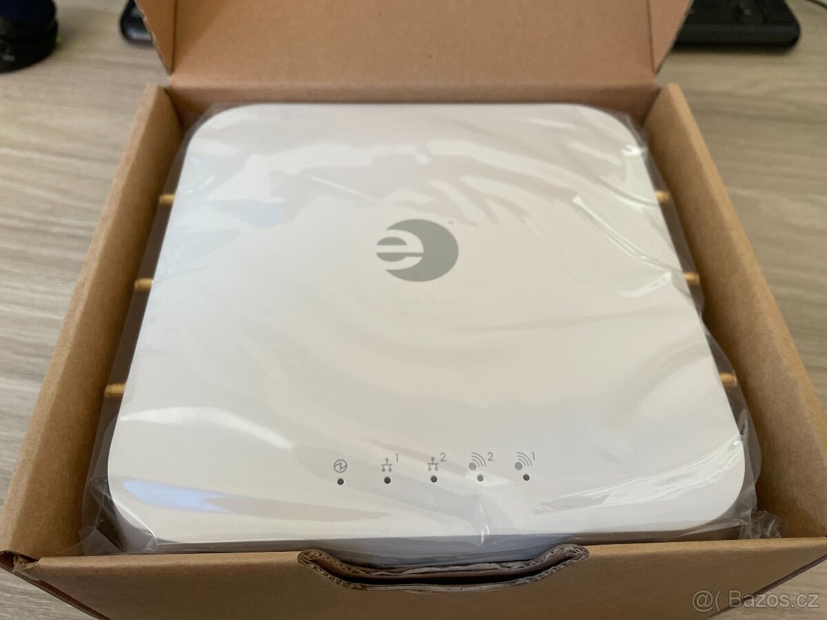 Access point Extreme Networks WS-AP3715e, bílá