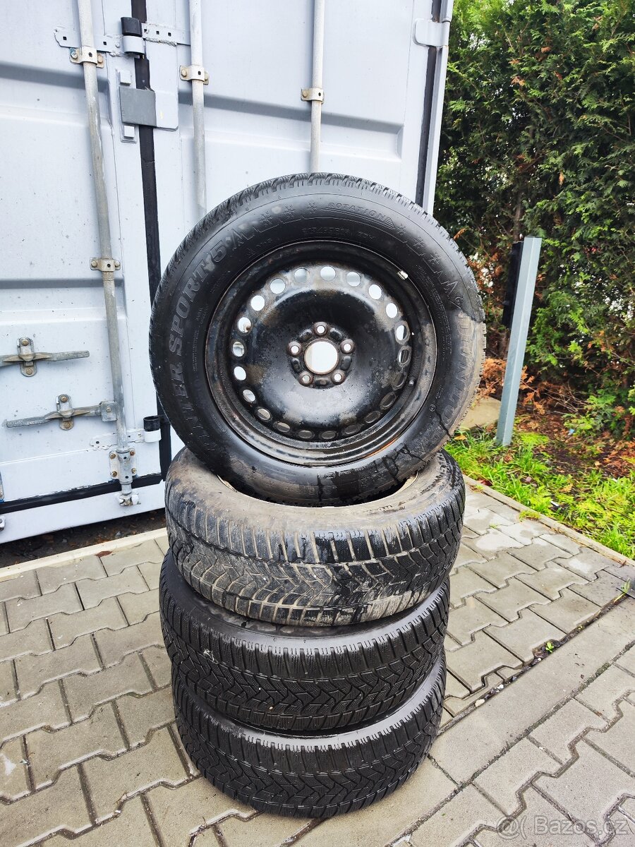 215/60R16 Dunlop Zimní plech