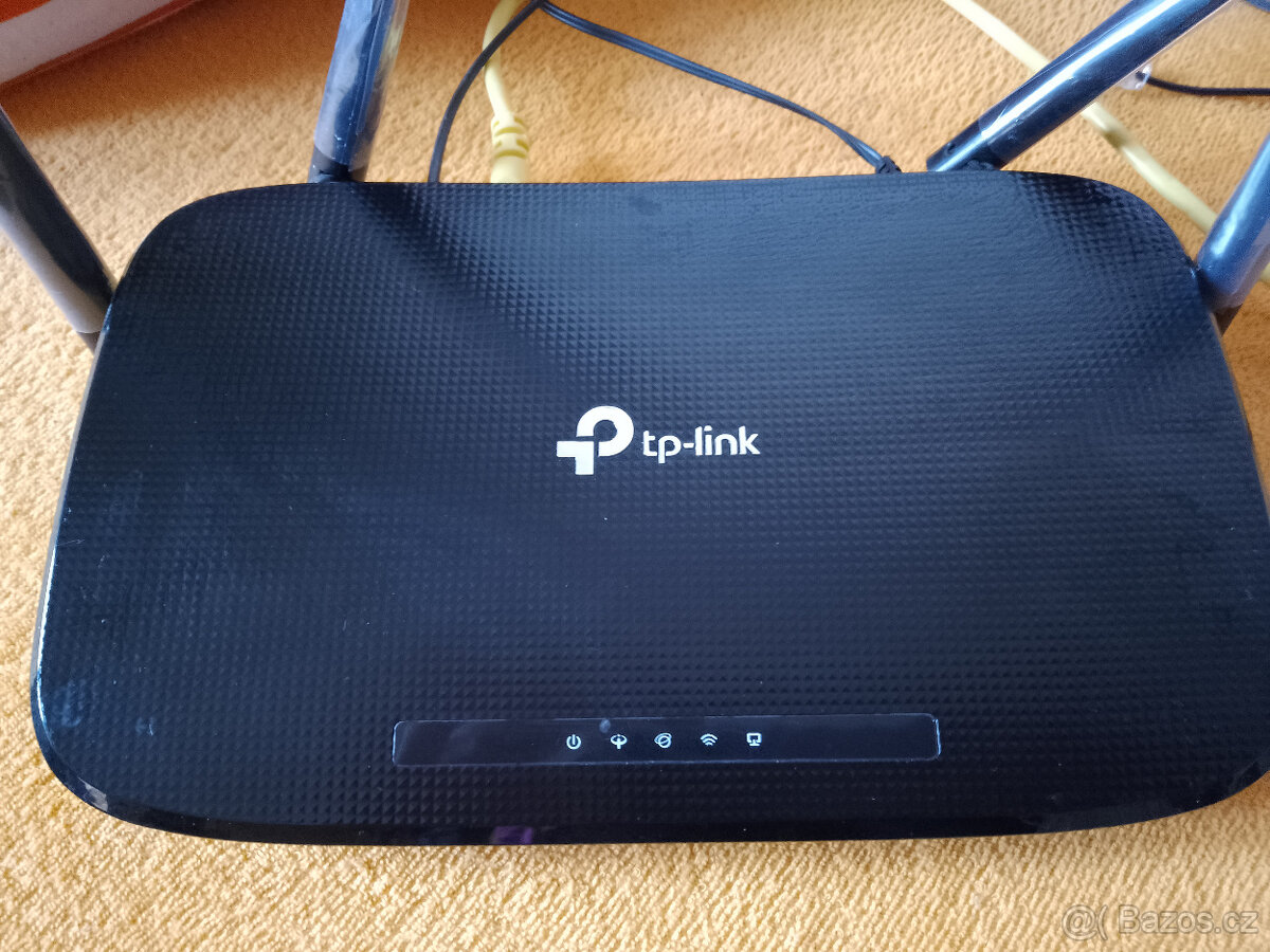 Bezdrátový VDSL/ADSL modem a router AC1200