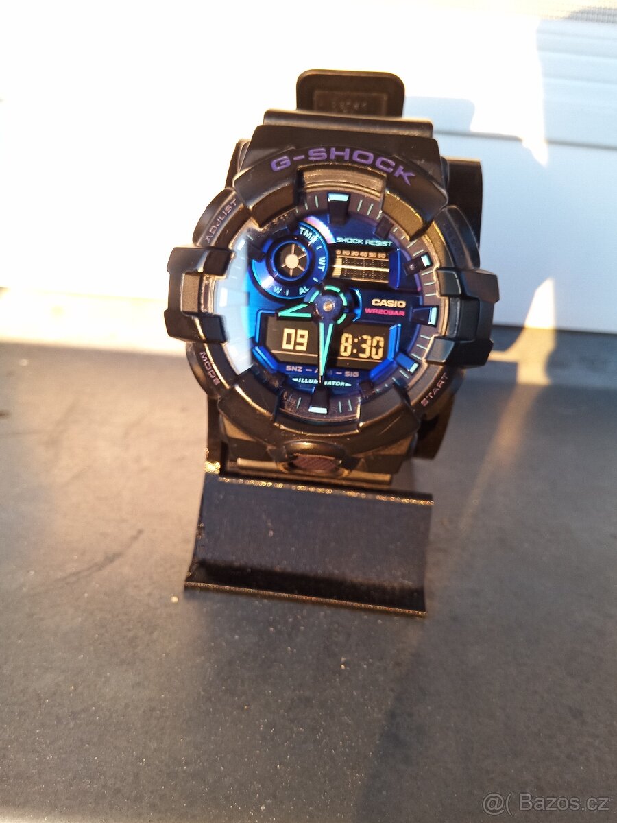 Hodinky Casio G-shock GA 700VB