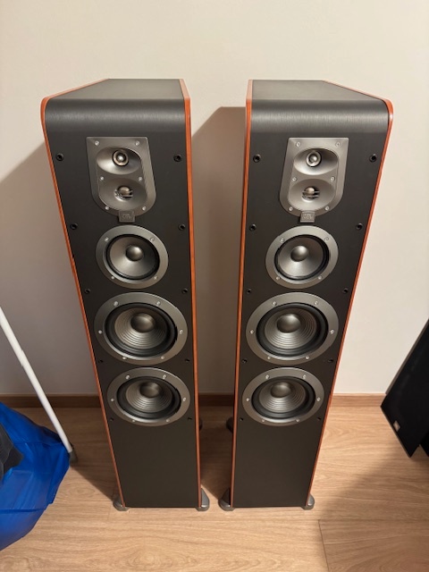 Sloupové reprosoustavy JBL ES80