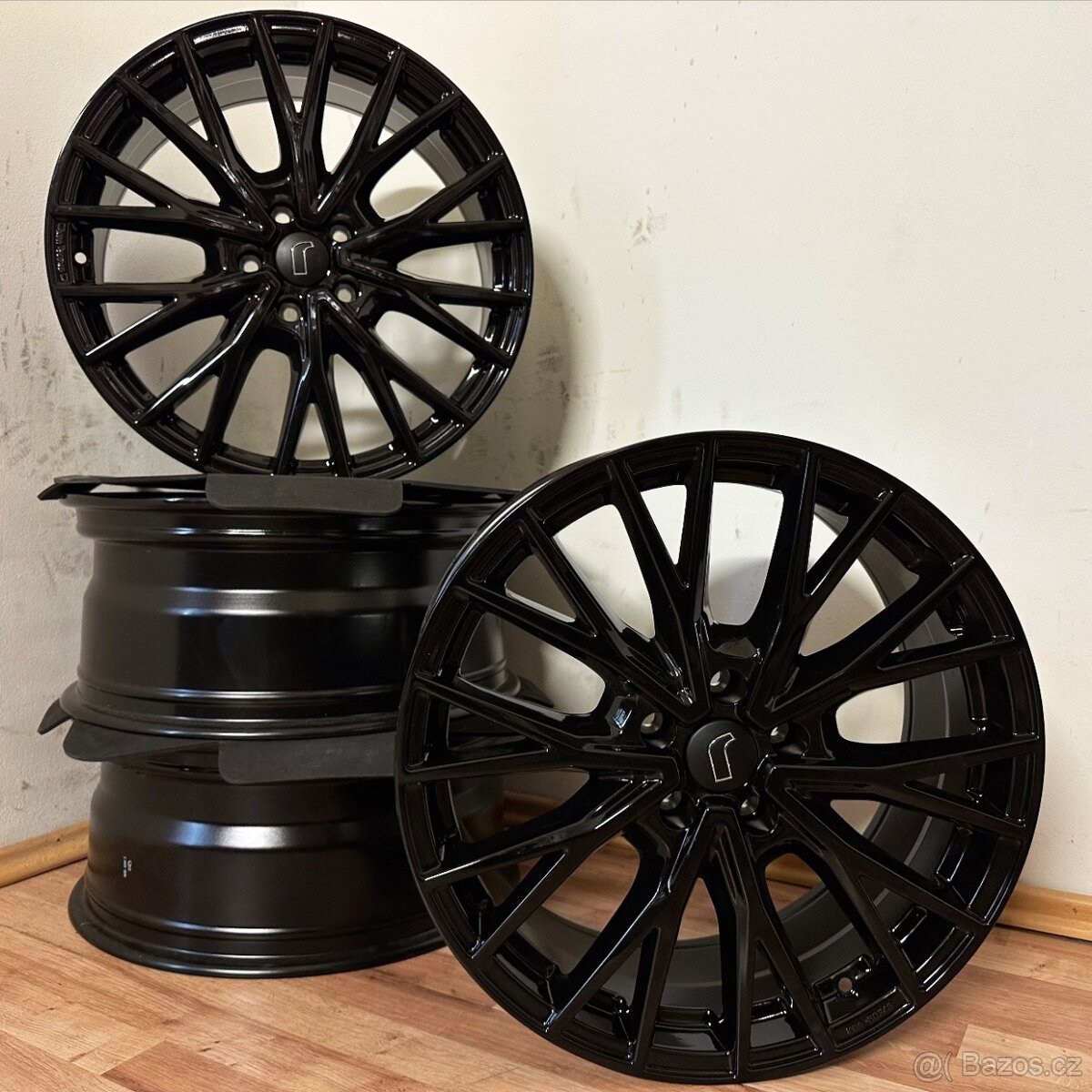 NOVÉ - VW/AUDI/SEAT/ŠKODA RONDELL 5x112 R19 ET48 8Jx19 70,4m