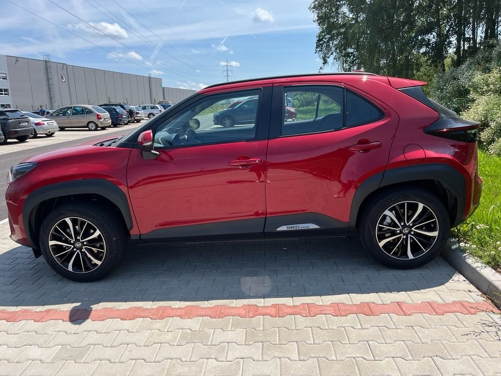 Toyota Yaris Cross,17' alu disky, TPMS, nové disky