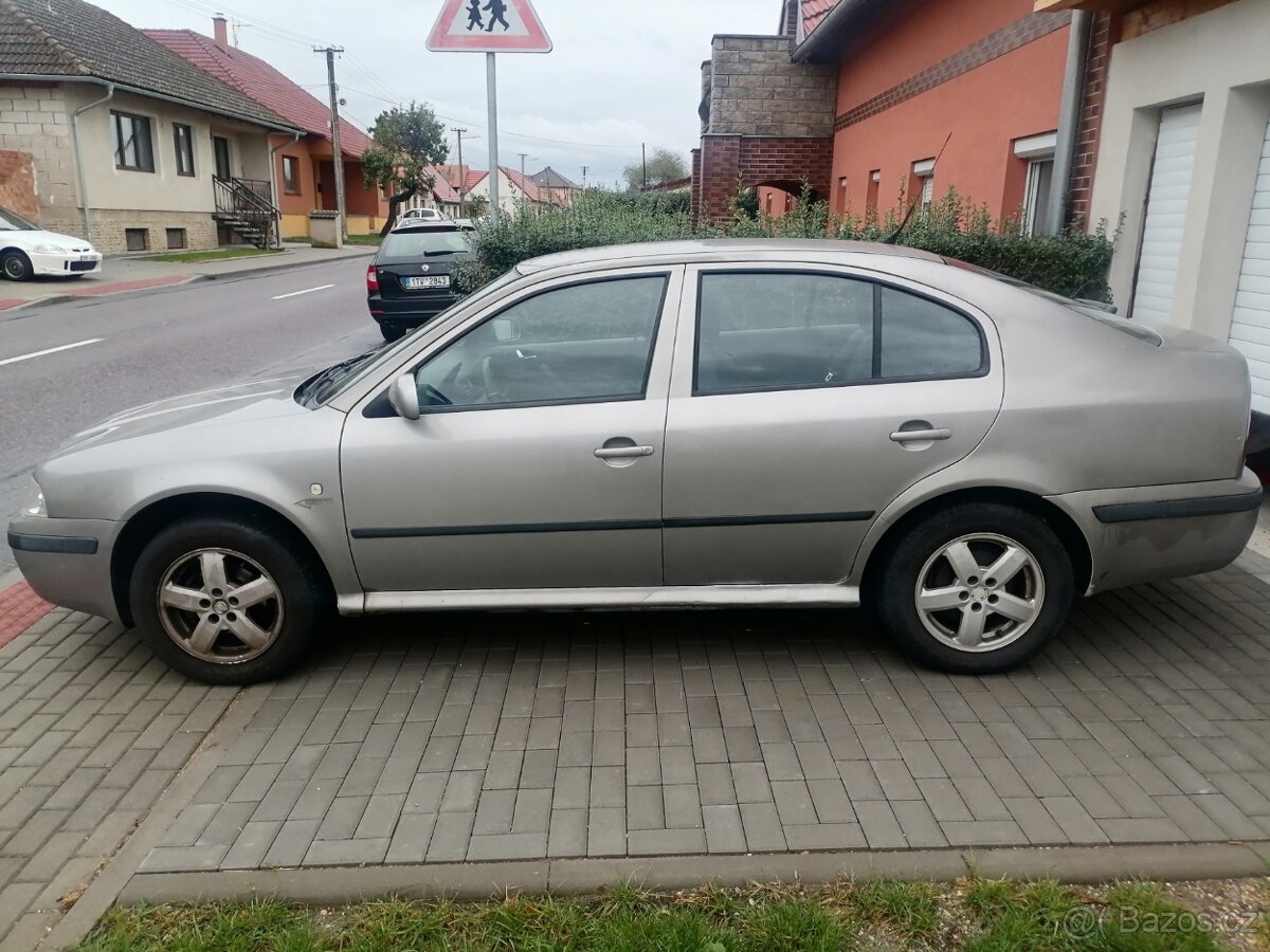 Škoda octavia 1 - 1.6