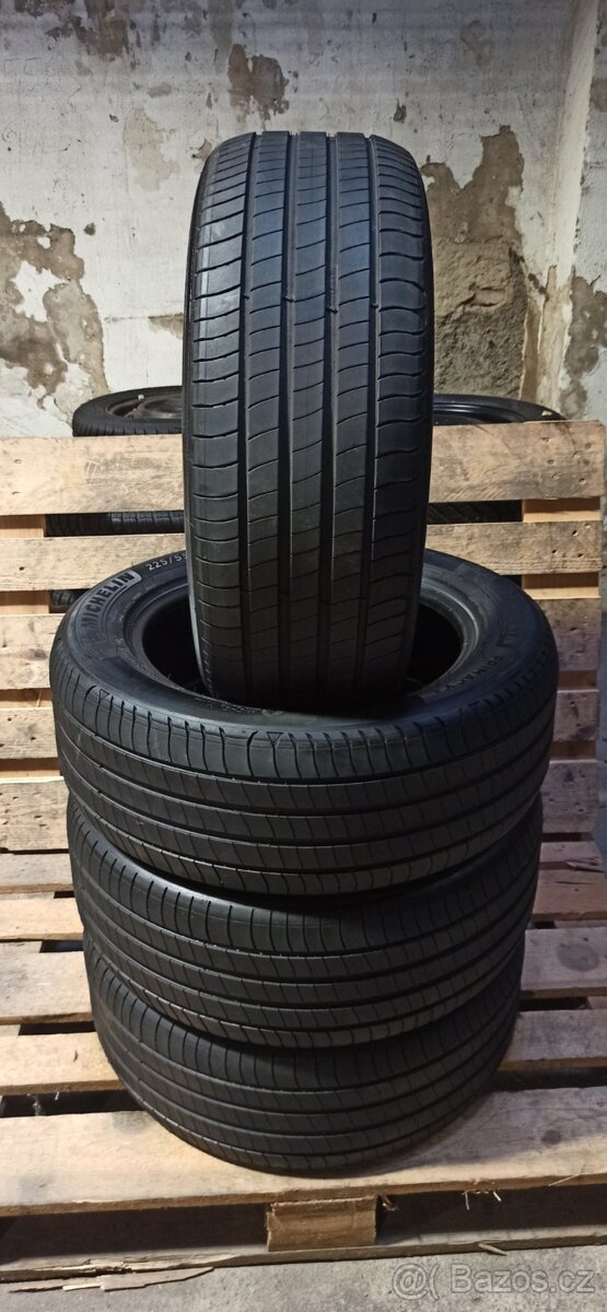 Michelin 225/55 R17 101Y 2x5mm 2x4mm