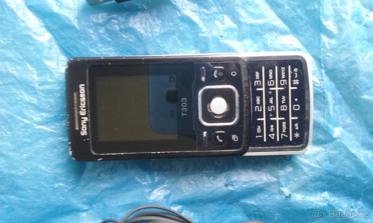 Sony Ericsson T303