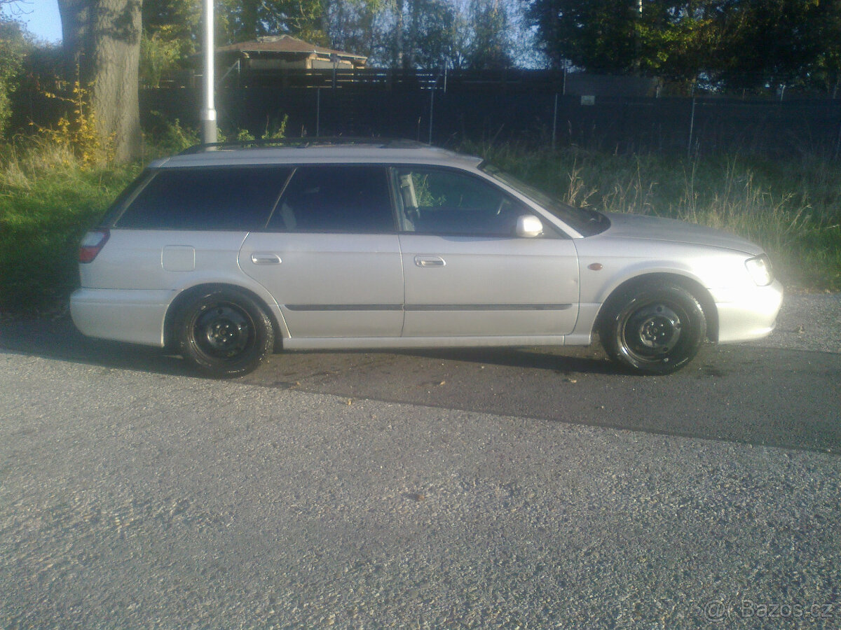 PRODAM SUBARU LEGACY 2,0I,R2002,KOMBI,