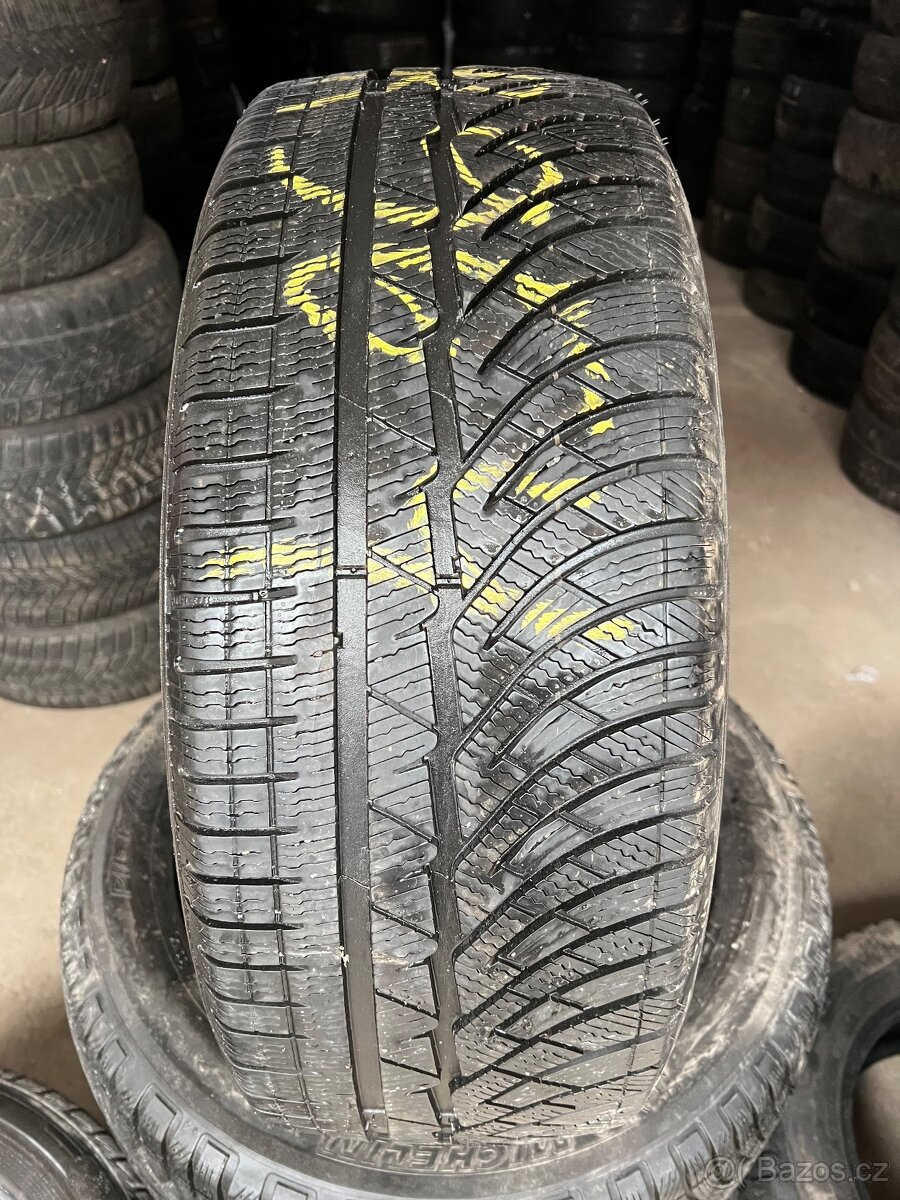 Zimní pneu Michelin 235/55/17