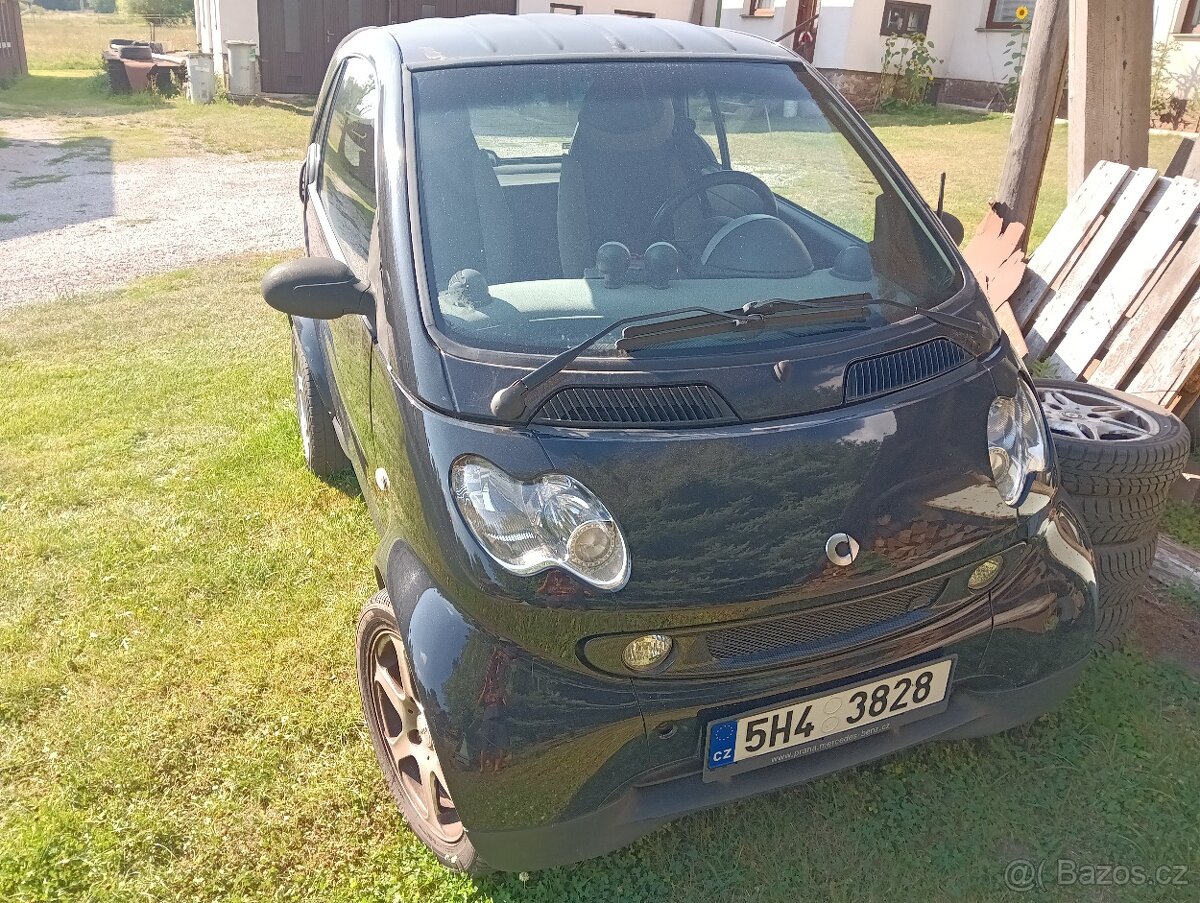 SMART FORTWO COUPÉ - čtěte popis