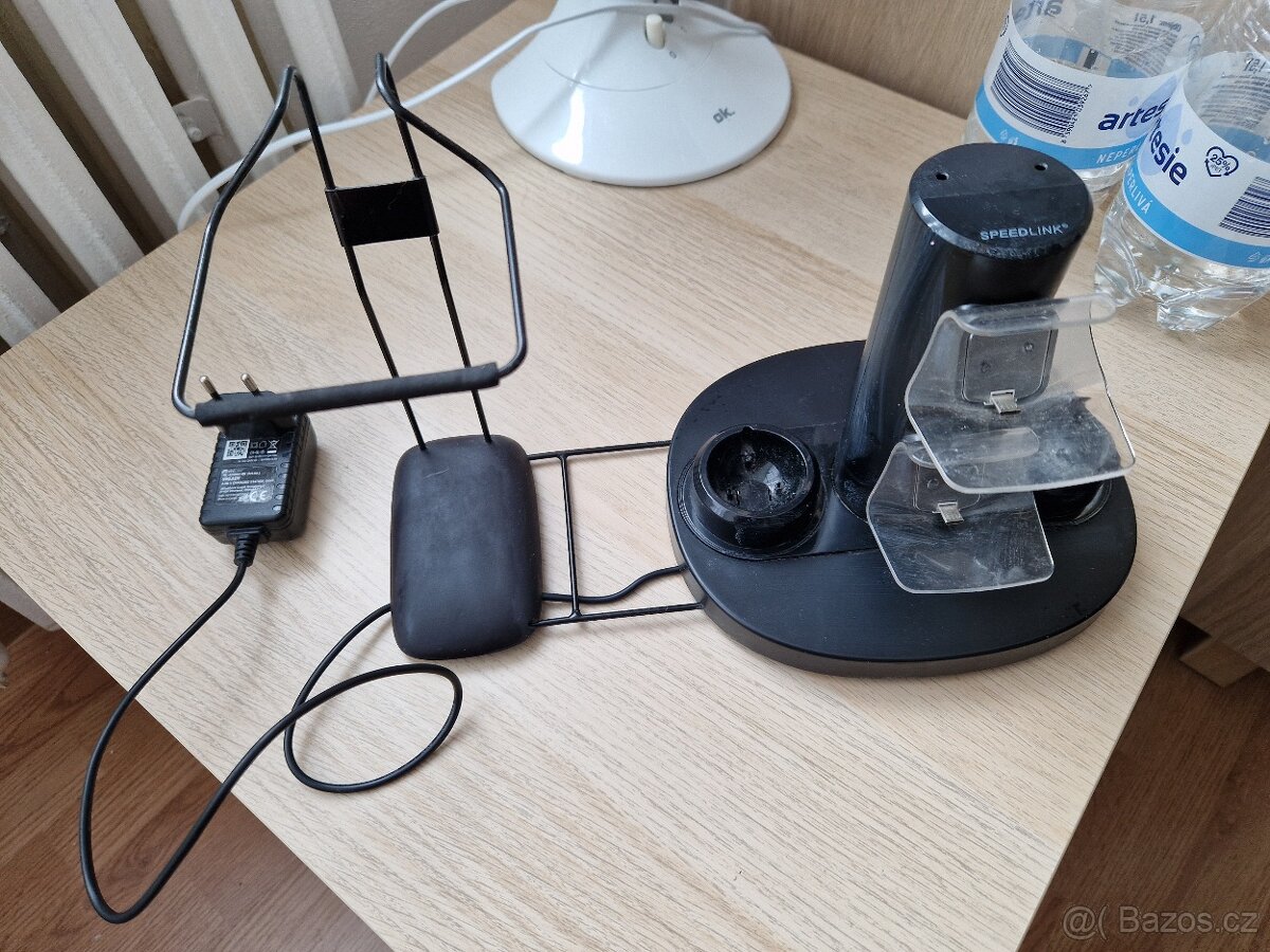 Dock PS4 VR brýle + 2x Dualshock + 2x Move