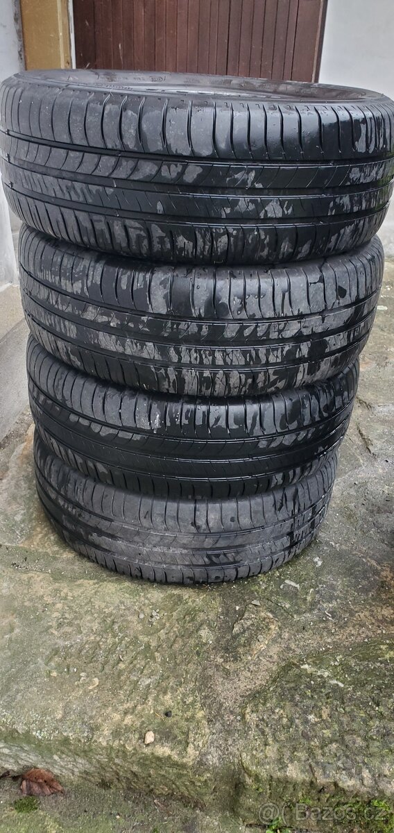 205/60 r16 letní Michelin