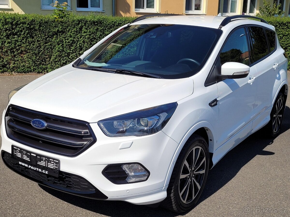 Ford Kuga 2,0tdci 4x4 ST LINE, top výbava, málo najeto