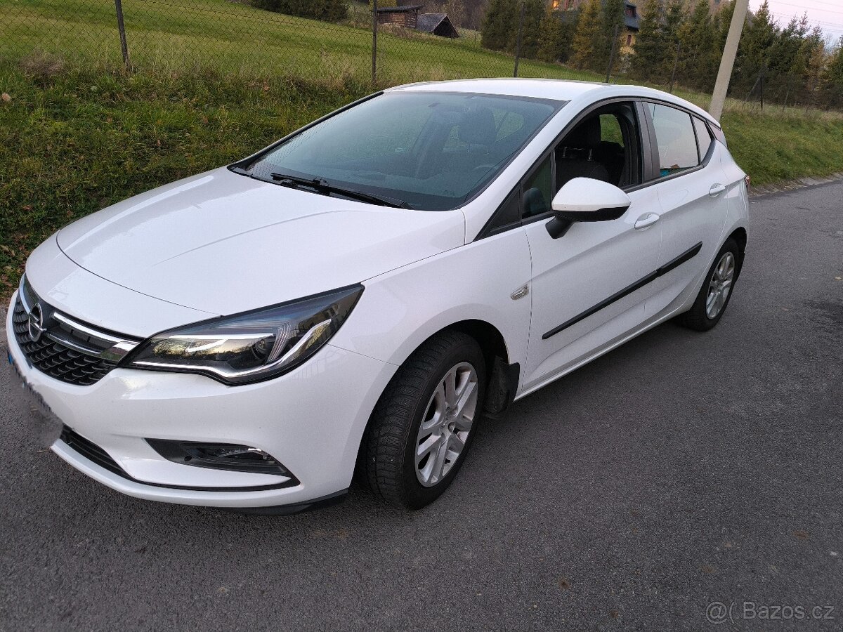 Prodám Opel Astra K (2016)