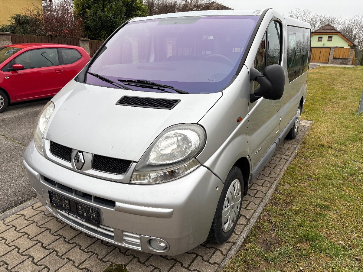 Renault Trafic 1.9 dCi Passenger