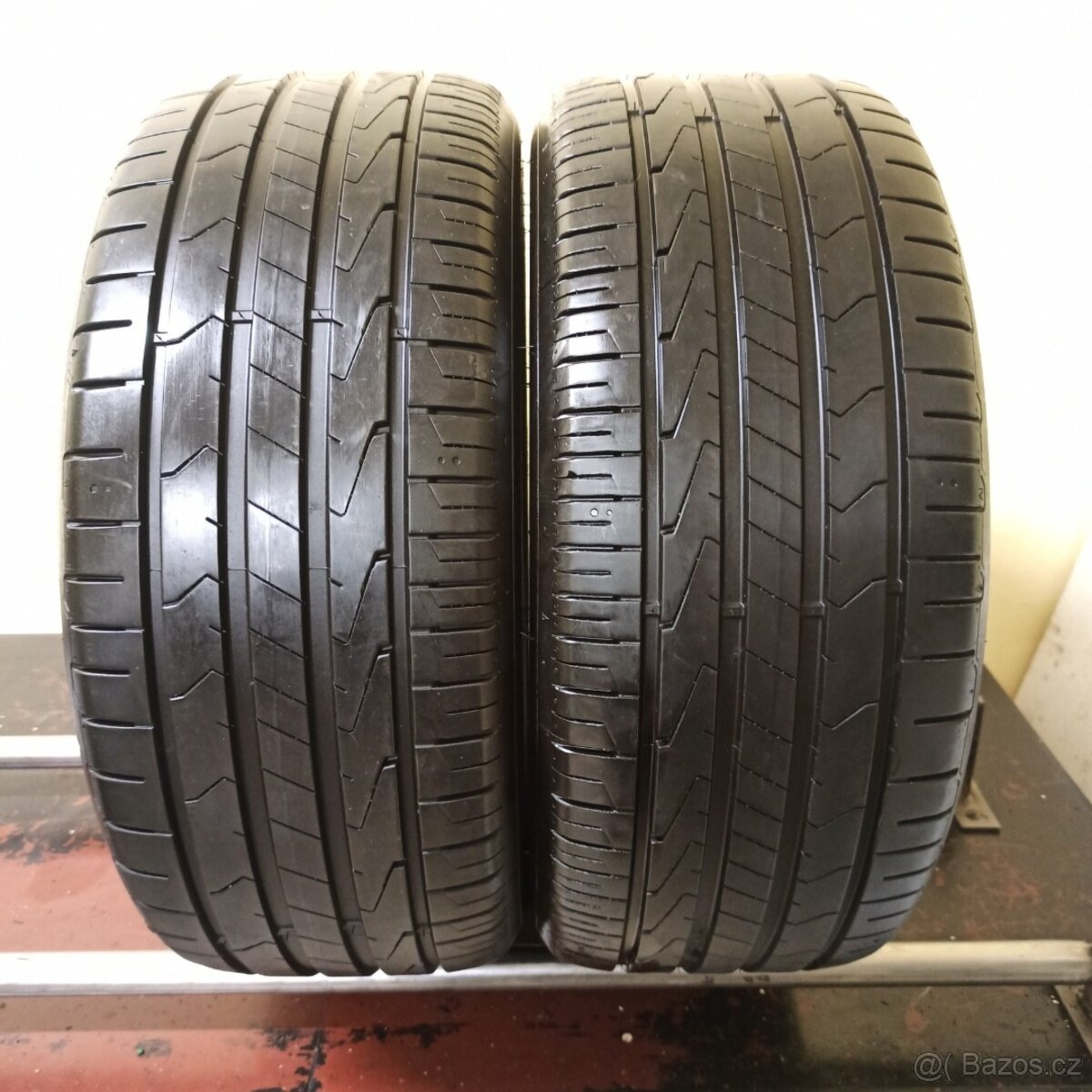 Hankook 245/45 R18 96W 5,5-6mm