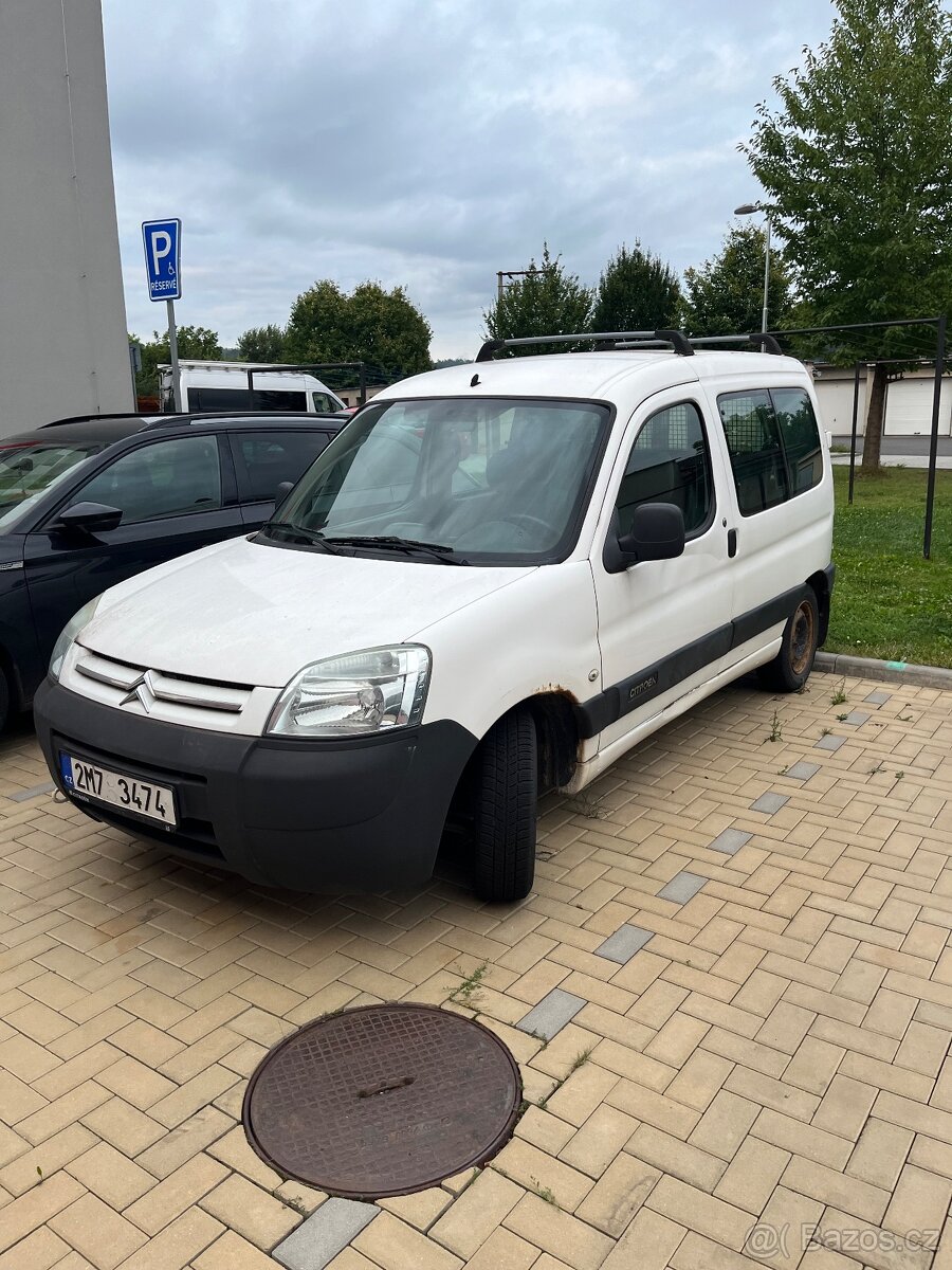 Citroen berlingo 1.4 benzin, 127 tkm.