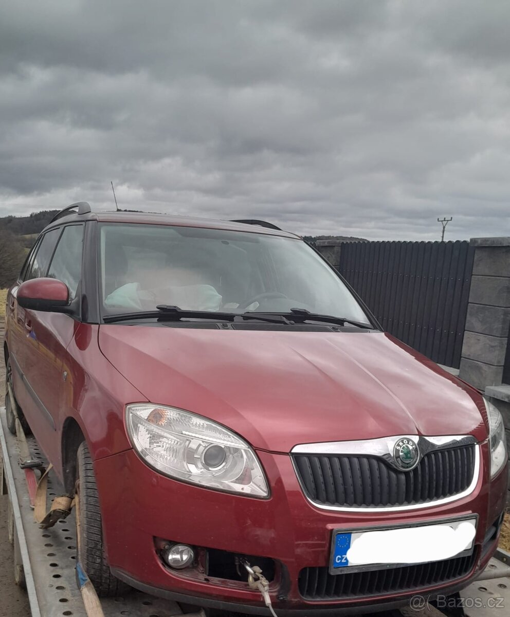 nd ze škoda fabia 2, 1.4. 63kW vínová,šedá,modrá