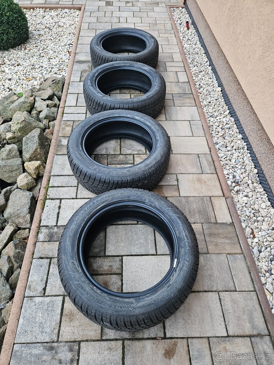 235/55 r18  zimní Dunlop sp wintersport