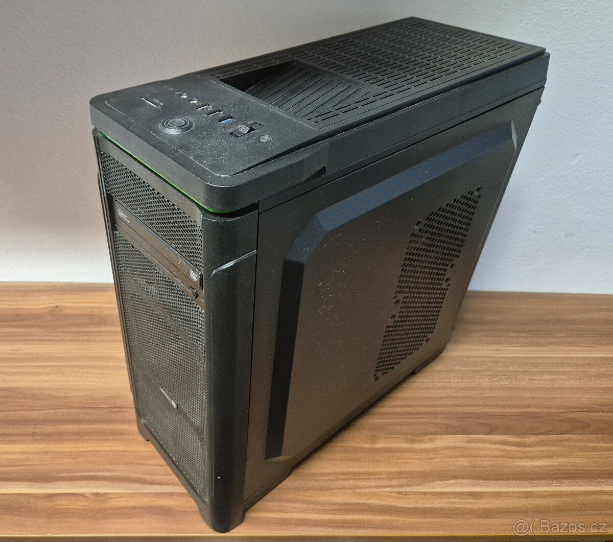 PC AMD FX-8350/16GB RAM/GTX960/SSD+HDD/Win 10 Pro/Záruka